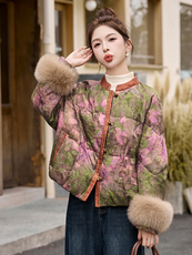 新中式国风羽绒服女2025冬季新款高端巨好看的短款狐狸毛保暖外套，女装羽绒服，伊仟回