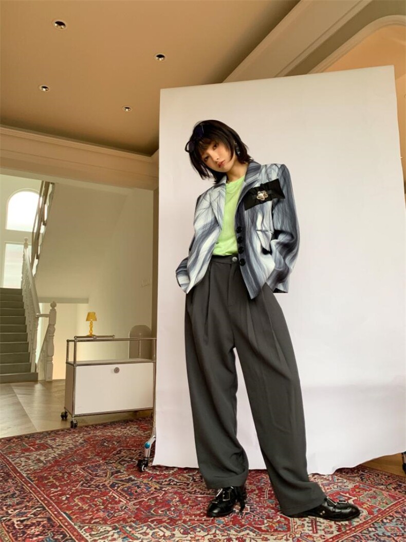 印花挺阔西装，女装西装，WAN QING万青