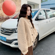 两面穿皮毛一体短外套羊羔毛麂皮绒上衣82708款P195K298，女装短外套，2B076