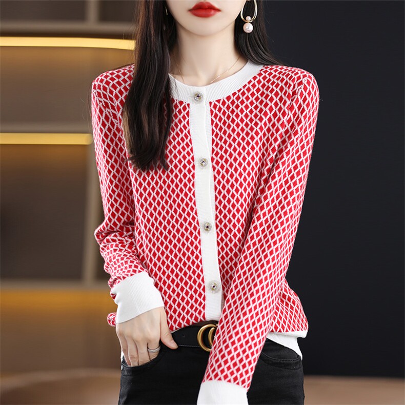 2025年秋季时尚百搭提前就业休闲小菱形格开衫，女装羊毛衫，朝思羊绒