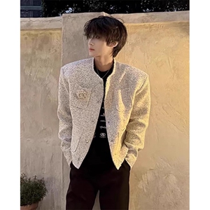 现货JY207-P58 玫瑰胸针小香风外套男模穿搭高级感无领短款夹克潮图片