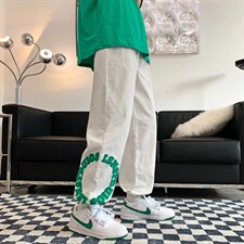 白色