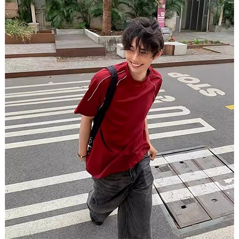 抖音得物二开240克宽松纯棉美式高街夜光反光工艺辑线短袖T恤,男装T恤,电商A486