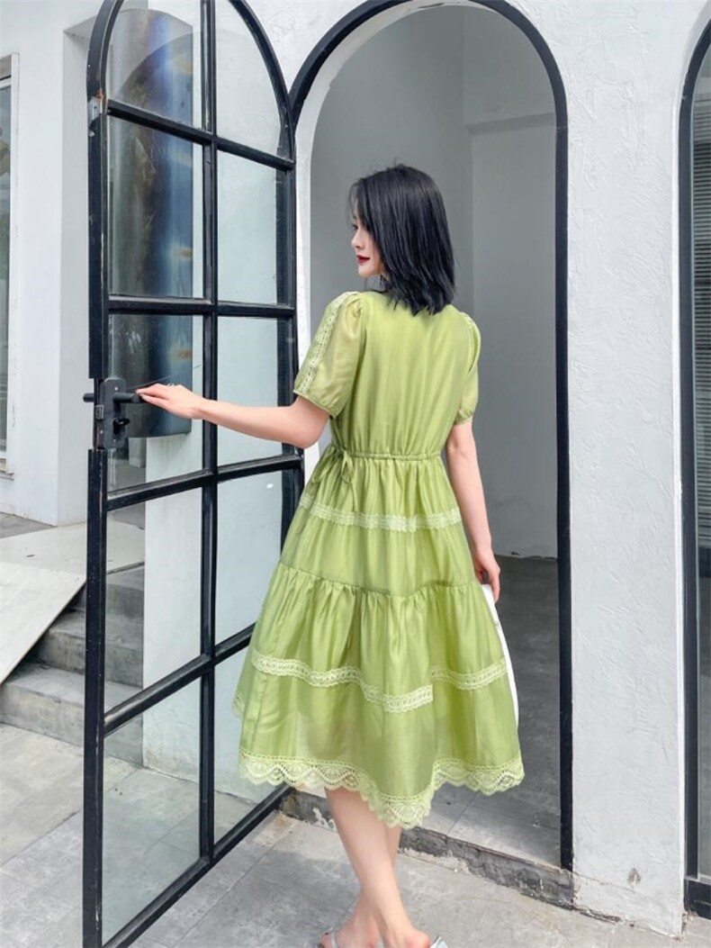 刺绣领连衣裙，女装连衣裙，天使公主