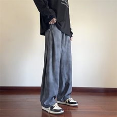 深灰色