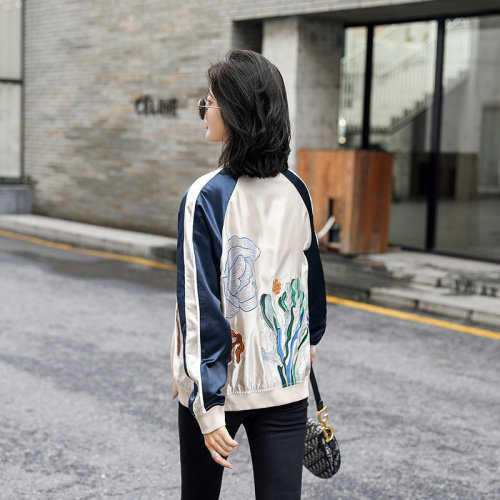 2021秋装潮牌重工刺绣工装外套女春秋炸街宽松潮棒球服夹克,女装短外套,可可小西