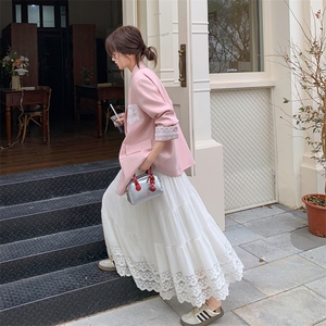 粉色蕾丝拼接西装外套女春秋2025新款爆款超火西服独特漂亮设计感图片
