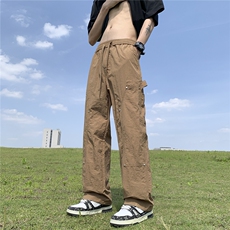 卡其色