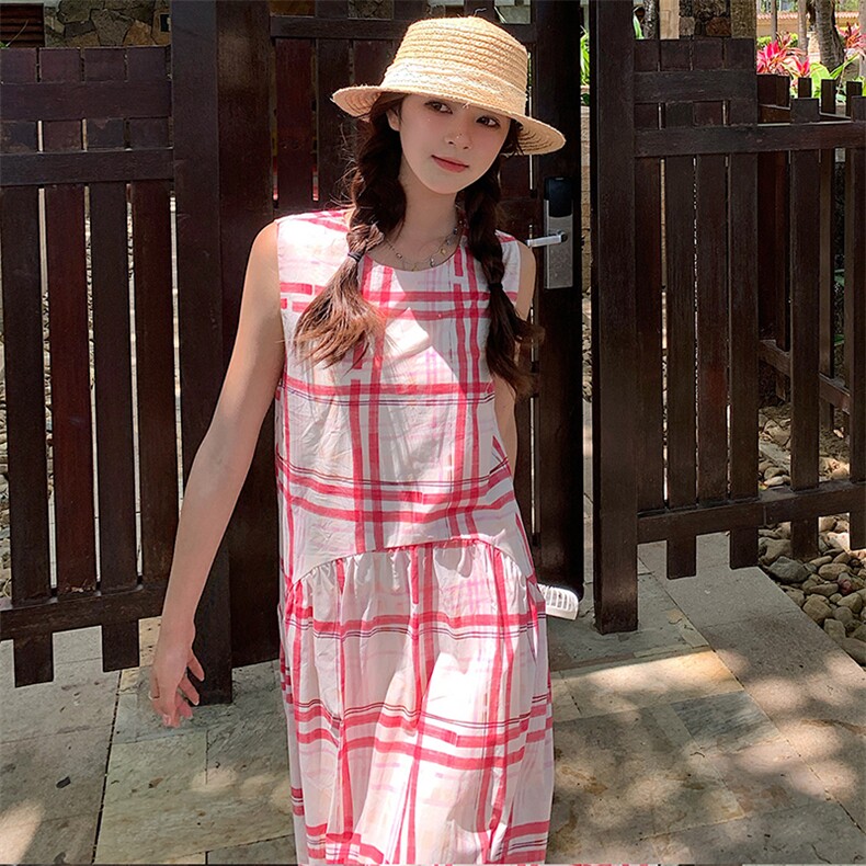 甜美红色格子无袖背心连衣裙女夏2025新款独特绝美爆款高级感长裙,女装连衣裙,浙宝305