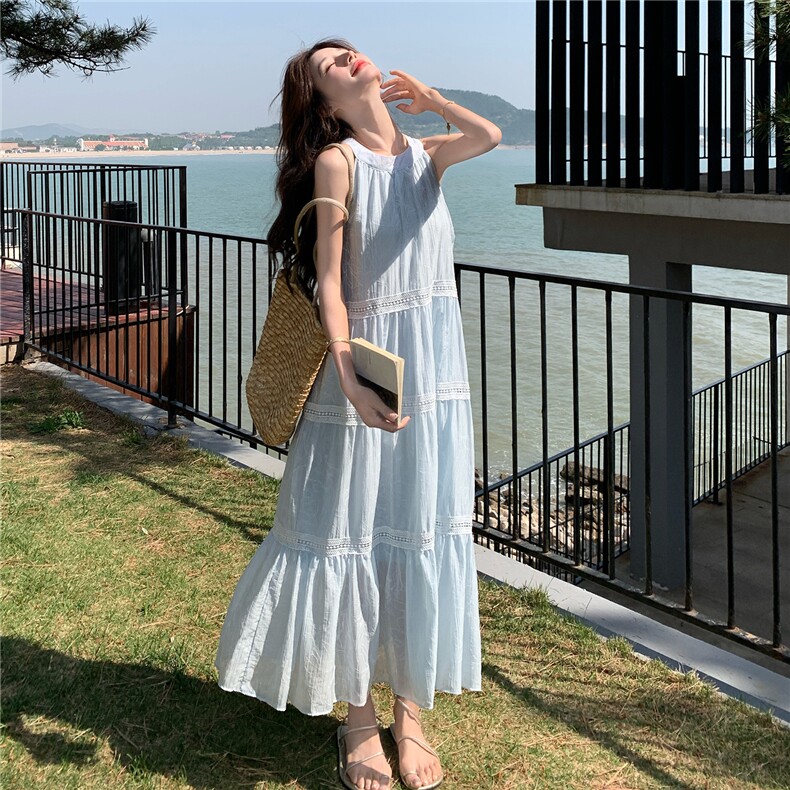 浅蓝色超仙别致浪漫无袖挂脖长裙2025夏季新款森系显瘦绝美连衣裙,女装连衣裙,琦鑫阁（原依鑫阁）