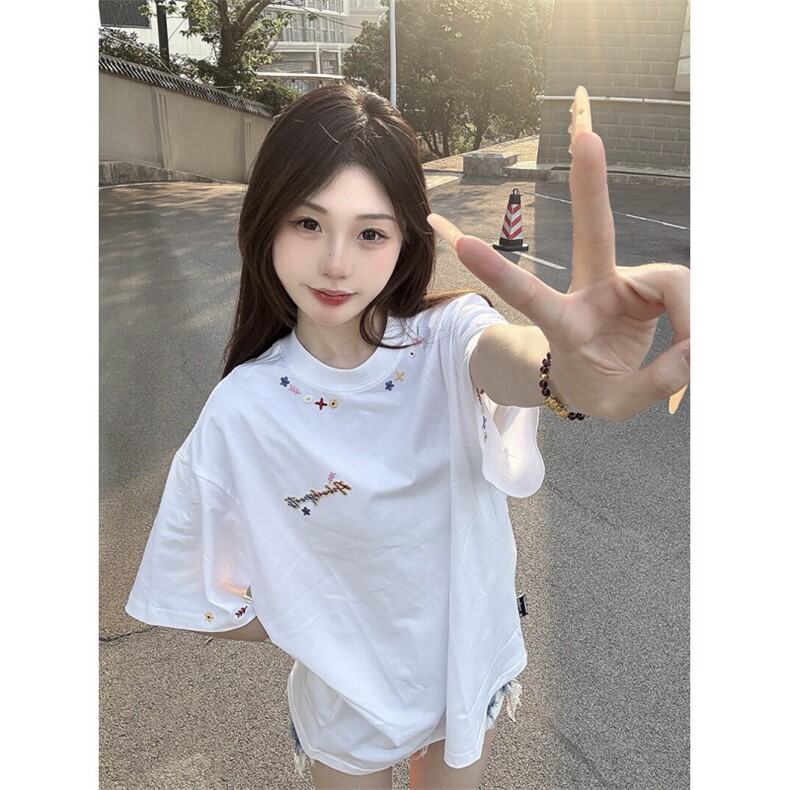 H0897-P35推荐#全绣花学院风情侣款短袖T恤图片