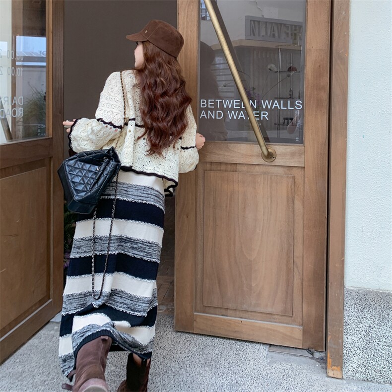 法式温柔风度假长裙套装裙女秋针织镂空开衫条纹吊带连衣裙两件套,女装套装/套裙,浪娴服饰