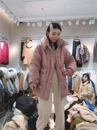 2021冬款新款90白鸭绒韩版连帽腰间抽绳设计羽绒服，女装羽绒服，红雀纺