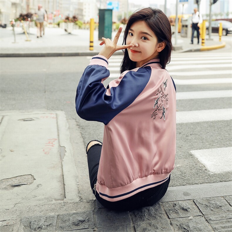 独特超好看拼色短款棒球服女春秋2025新款休闲减龄薄款小夹克外套，女装短外套，帛香坊