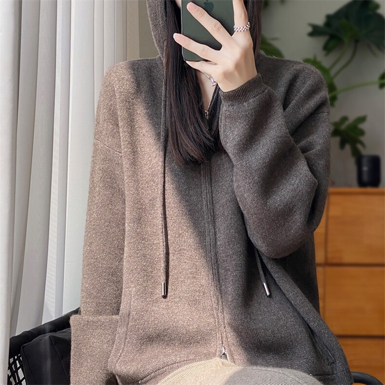 连帽纯色长袖套头2024年秋冬季新款女时尚显瘦羊毛针织衫图片