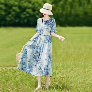 清仓夏季女装苎麻碎花连衣裙时尚复古文艺洋气减龄大码高端长裙子，女装连衣裙，辉之琳