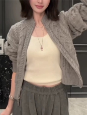 2025年秋季拉链开衫时尚百搭提前简约休闲，女装羊毛衫，恩泰羊绒