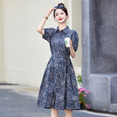 时尚洋气复古法式收腰显瘦碎花连衣裙女夏季2025新款潮流翻领裙子，女装连衣裙，沁沁公主