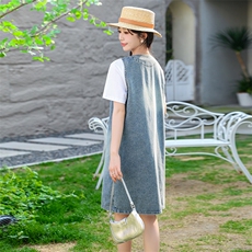 新中式盘扣牛仔裙女方领连衣裙2024夏新款无袖背心裙时尚减龄裙子，女装连衣裙，美拉德工厂直营店