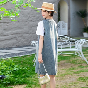 新中式盘扣牛仔裙女方领连衣裙2024夏新款无袖背心裙时尚减龄裙子图片
