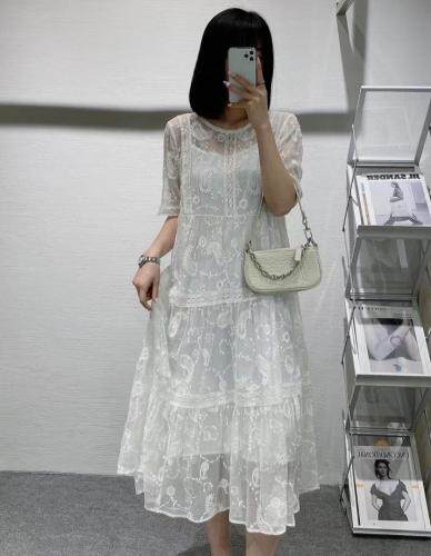 夏季天丝连衣裙，女装连衣裙，紫燕千娇