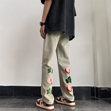 黄泥色