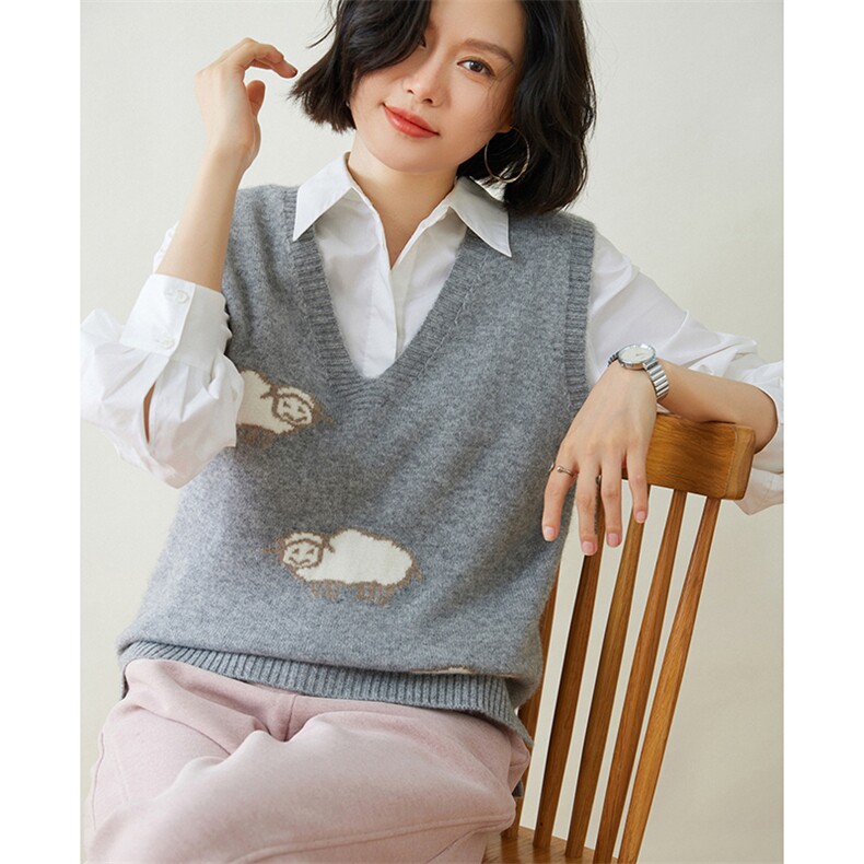 可爱羊图案针织马甲女秋冬季新款宽松显瘦百搭毛衣背心外套,女装马甲,迎冬羊绒
