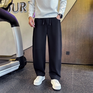 店主风小伙风弯刀裤图片