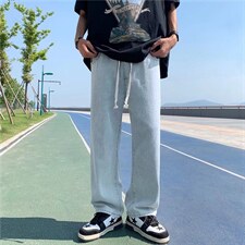 浅蓝色