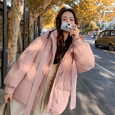 针织披肩连帽粉色羽绒服女冬季今年流行独特超好看慵懒风温柔爆款，女装羽绒服，2C236