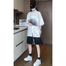 白色