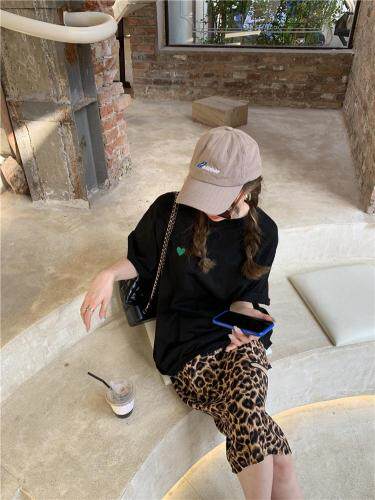 【现货】夏季新品，爱心刺绣Ｔ，女装，F/TU