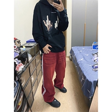 红色