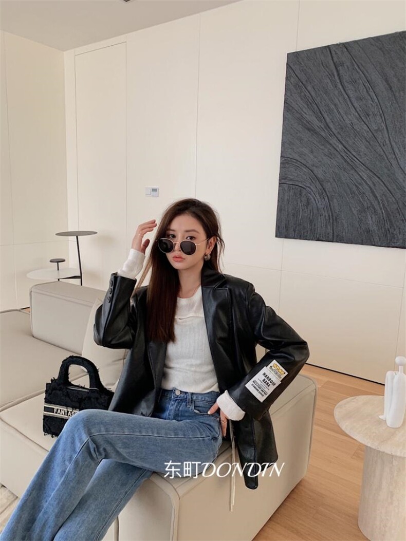 现货BF贴标pu皮西装高腰微喇牛仔裤羊毛针织衫，女装西装，东町