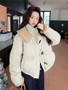 羊羔毛美拉德短款羽绒服女2025冬季新款咖色小个子翻领外套图片