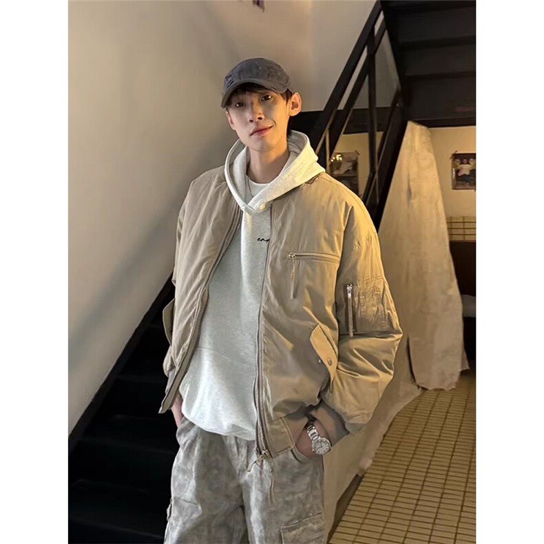 W557-P78 卡其色短款棉服外套棒球服男款秋季美式潮牌飞行员夹克图片