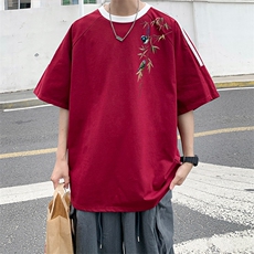 酒红色