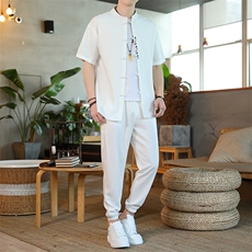 白色