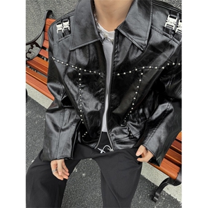 XZ1005-1-TTH00114-批128--设计感短款金属圆珠夹克机车服外套图片