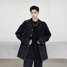 黑色