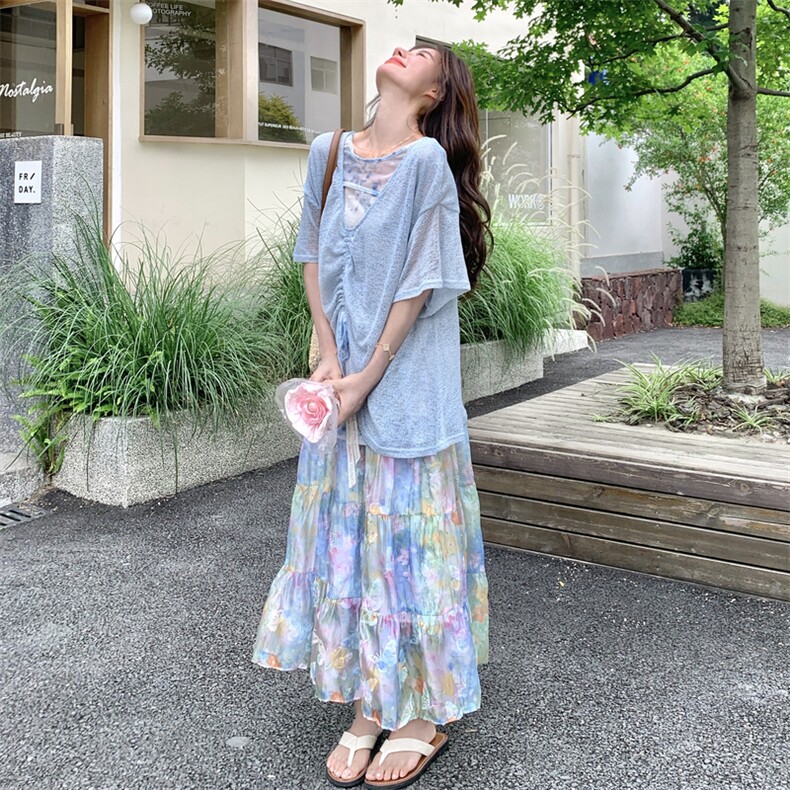 雾霾蓝T恤碎花半身裙套装女夏2025新款两件套韩里韩气爆款流行,女装套装/套裙,2C115