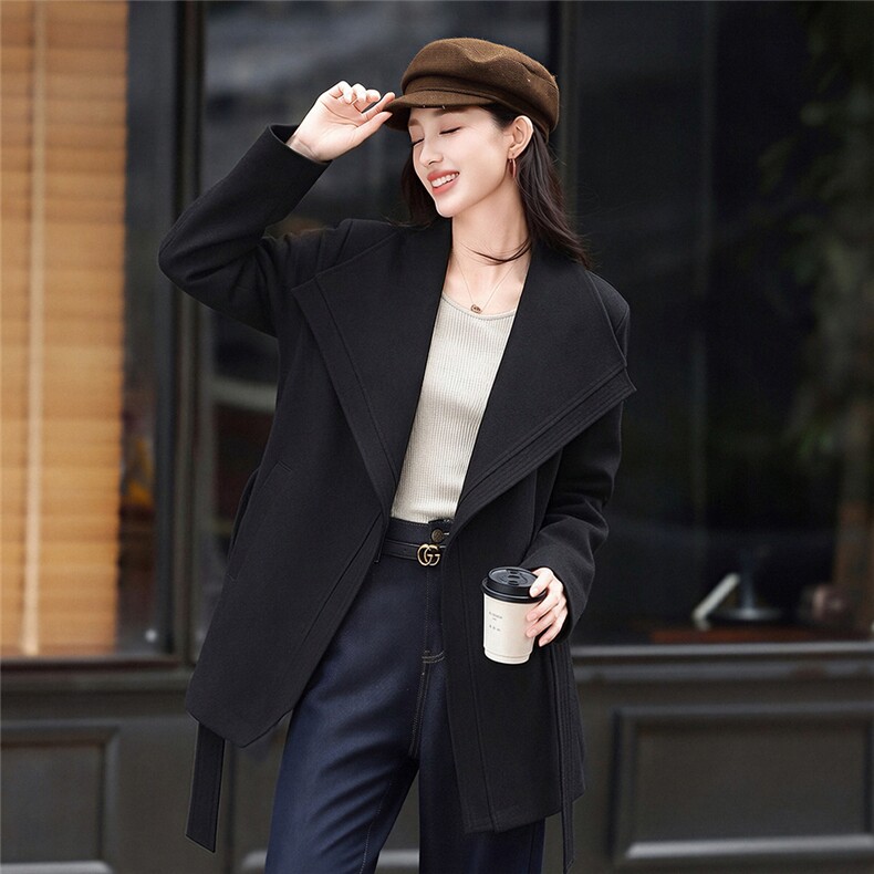 高端时尚女2026秋新款气质宽松显瘦韩版大翻领风衣外套送腰带,女装风衣,火爆靓佳人