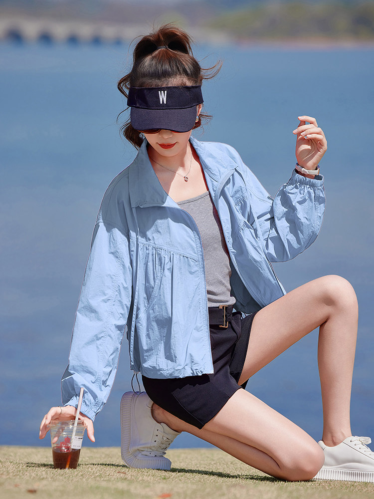 红色宽松防晒衣女2025新款夏季韩版潮流透气减龄小个子休闲短外套,女装防晒衣,靓衣阁