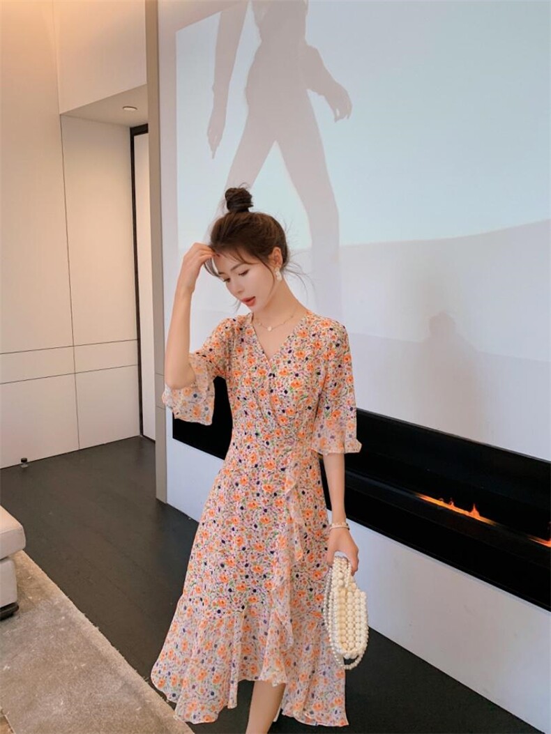 夏季新款连衣裙，女装连衣裙，早颜