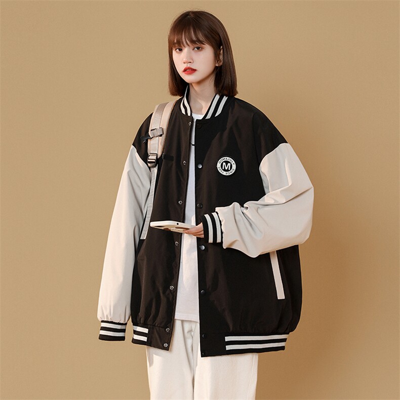 现货2025秋冬港风中性休闲宽松男女印花运动夹克棒球服DM88-P65图片