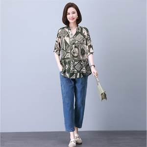时尚拼接印花镶钻套装 宽松显瘦气质女装 优雅百搭休闲上衣图片