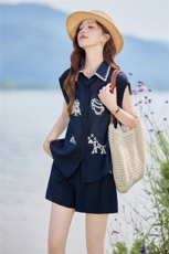 刺绣无袖衬衫套装女2025夏季新款气质减龄棉麻上衣高腰短裤两件套，女装套装/套裙，微微衣阁