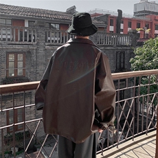 咖啡色