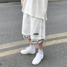 白色