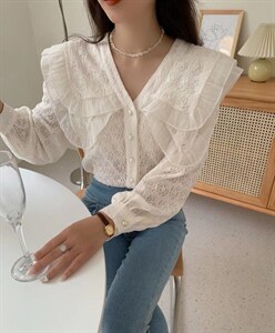 〈现货〉春季新款韩版蕾丝小衫,其它,MAN YU 蔓羽